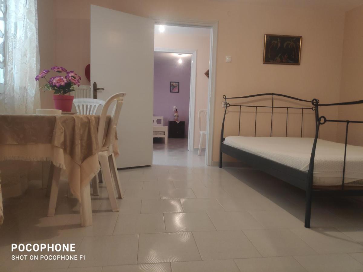 Κεντρικό, Άνετο Και Ζεστό Διαμέρισμα Kamena Vourla Dış mekan fotoğraf